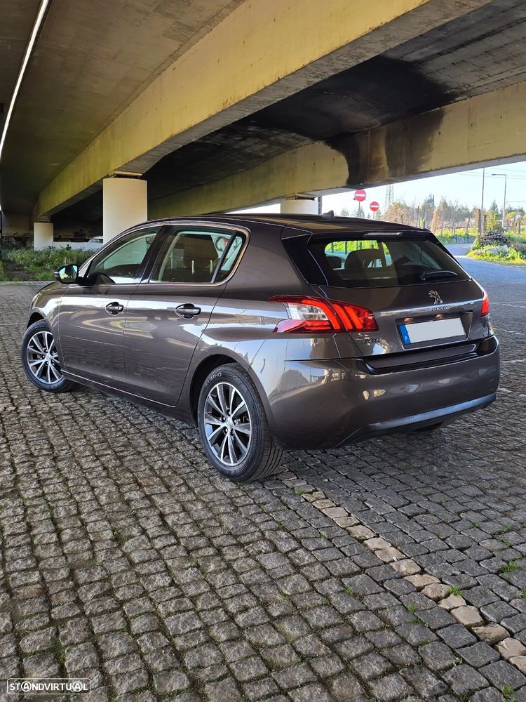 Peugeot 308 - 12