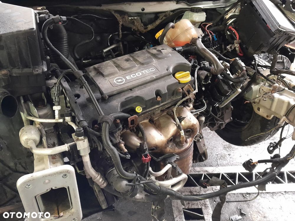 Silnik OPEL Corsa Astra Meriva 06-14r. 1.4 16v 100KM A14XER - 3
