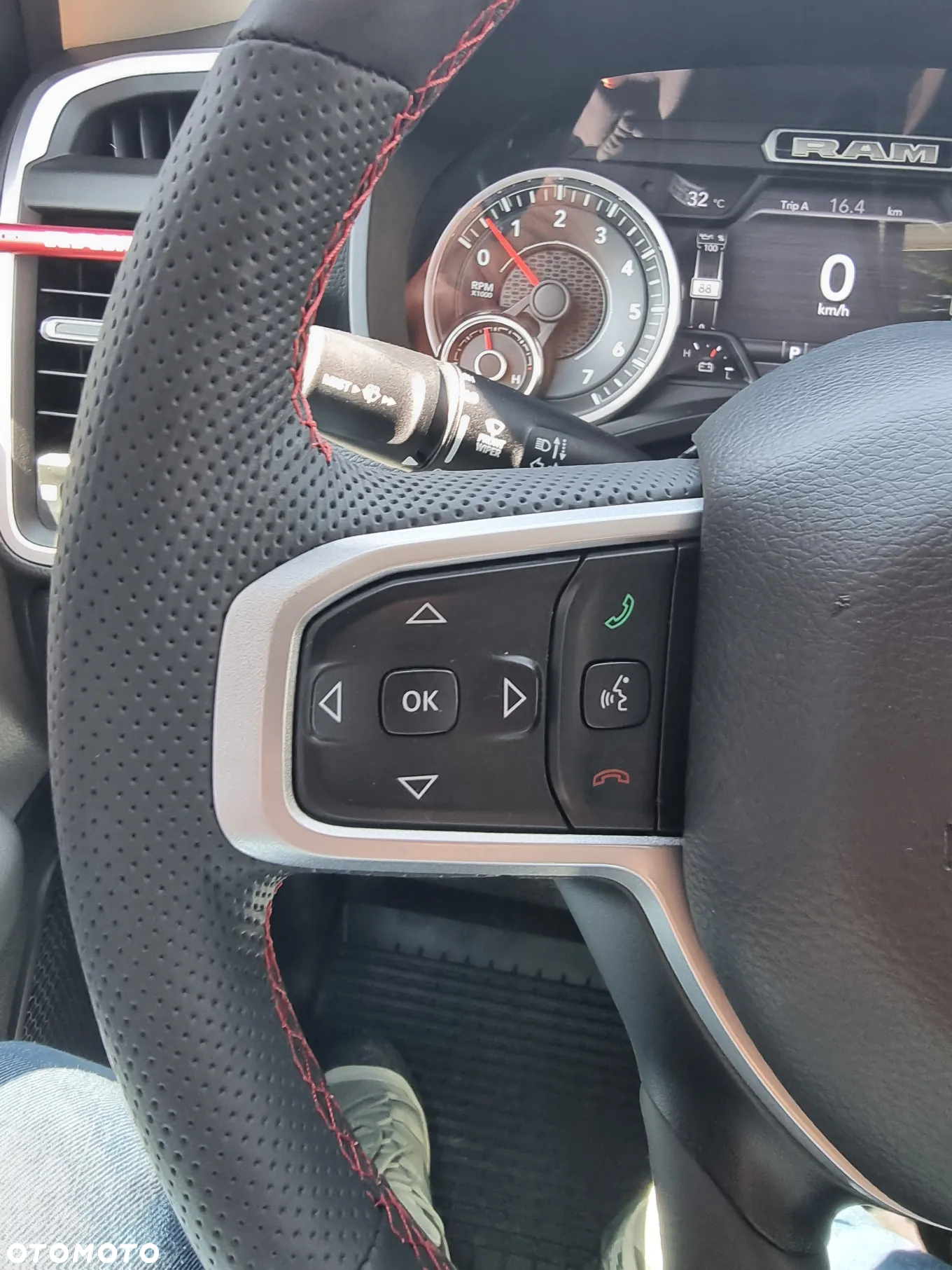 RAM 1500 - 24