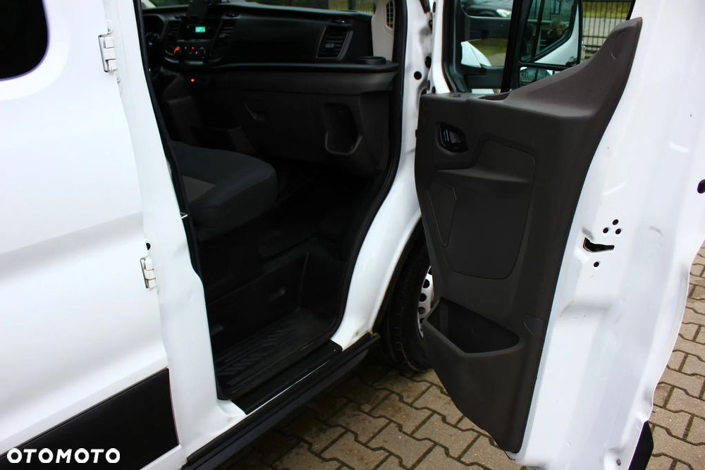 Ford TRANSIT BRYGADÓWKA 2.0 TDCI 130KM 7 OSÓB PAKA PLANDEKA OŚWIETLENIE ROBOCZE - 29