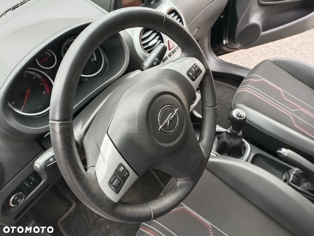 Opel Corsa 1.4 16V Color Edition - 15