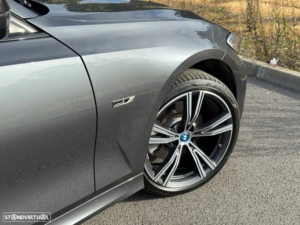 BMW 320 e Aut. M Sport - 13