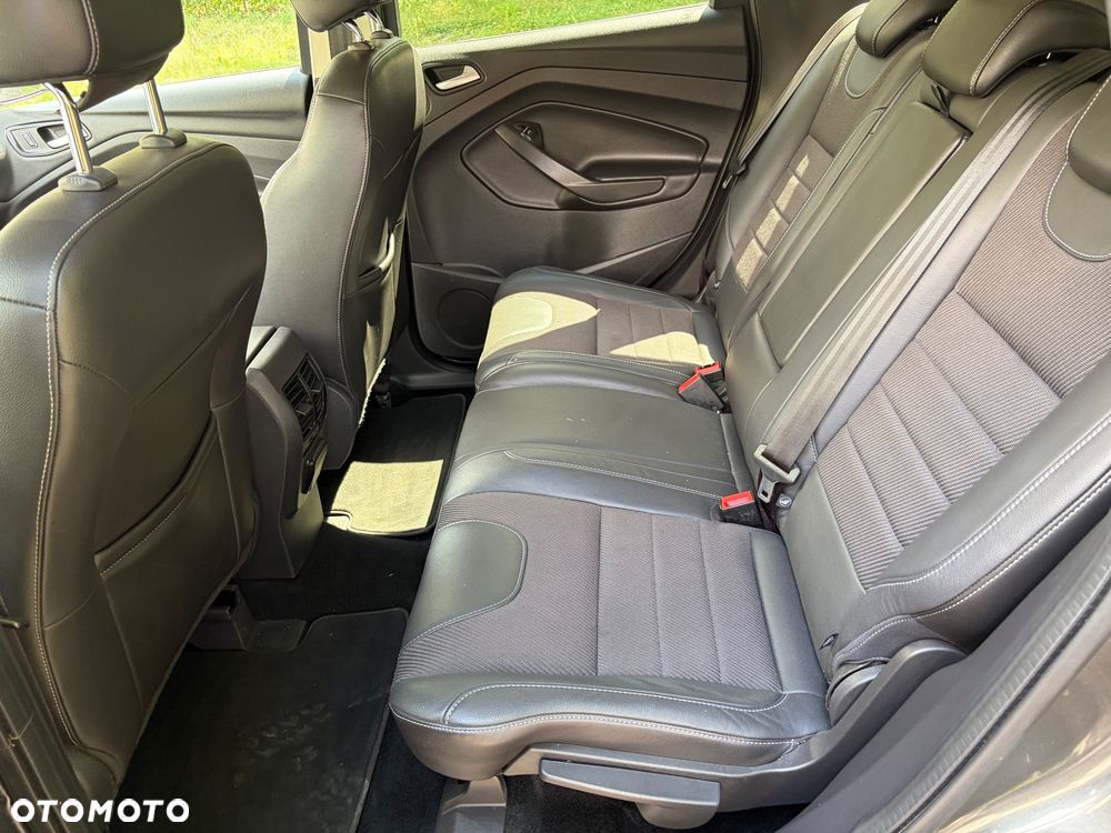 Ford Kuga 2.0 TDCi FWD Titanium - 26