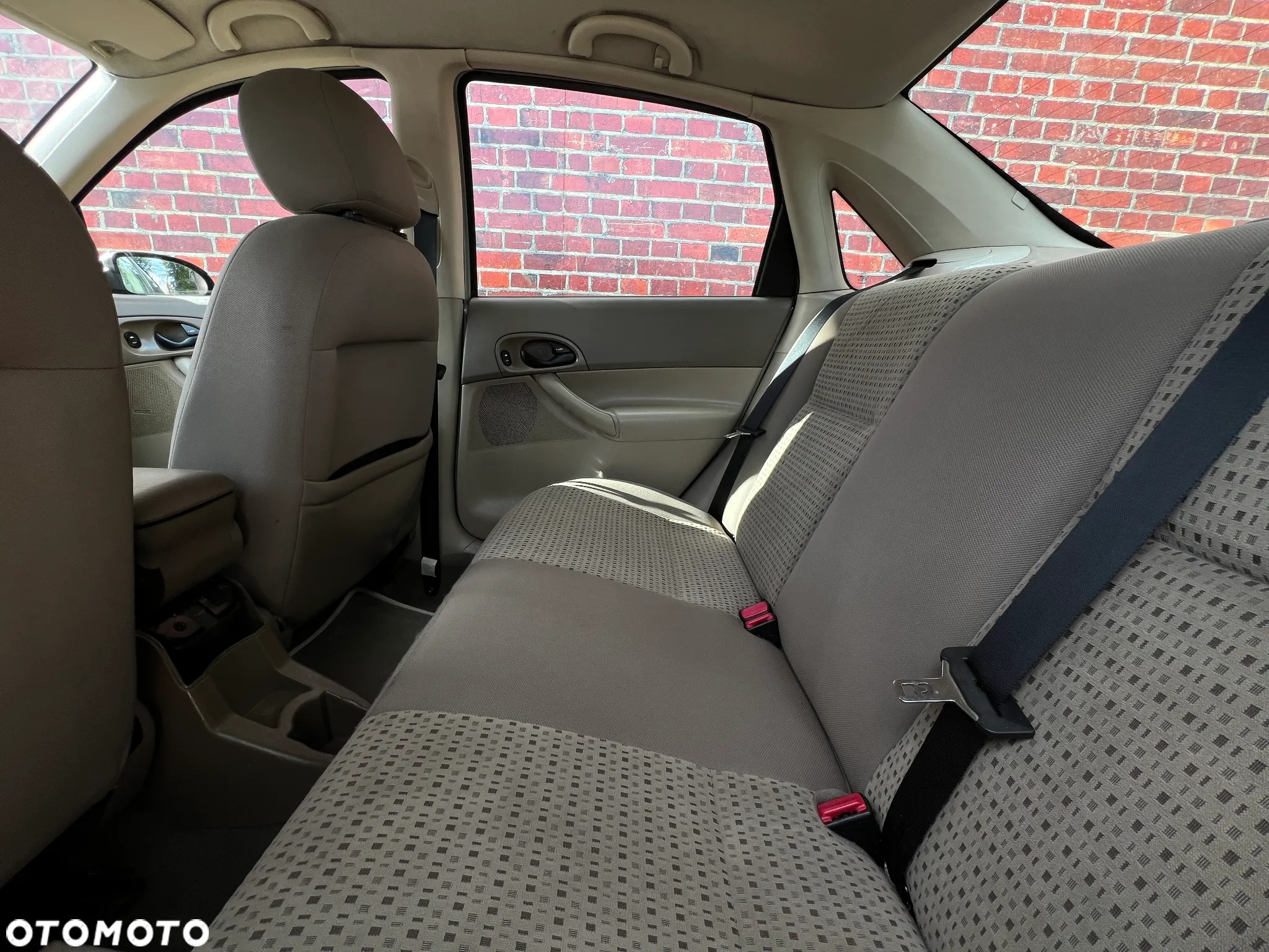 Ford Focus - 16