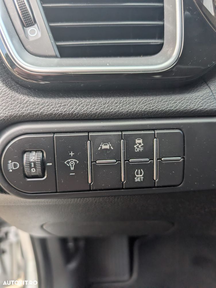Kia Ceed 1.6 DSL 7DCT Star - 15