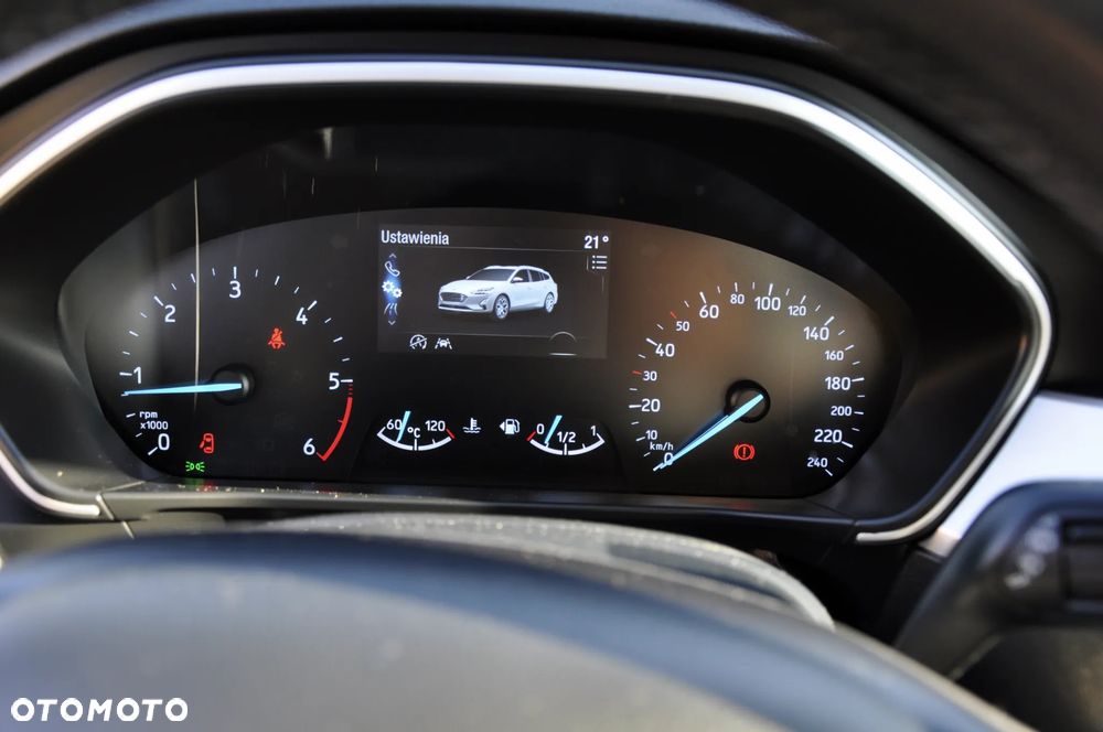 Ford Focus 1.5 EcoBlue STart-Stopp-System TITANIUM - 34