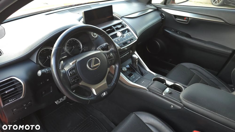 Lexus NX 300 F Sport AWD - 36