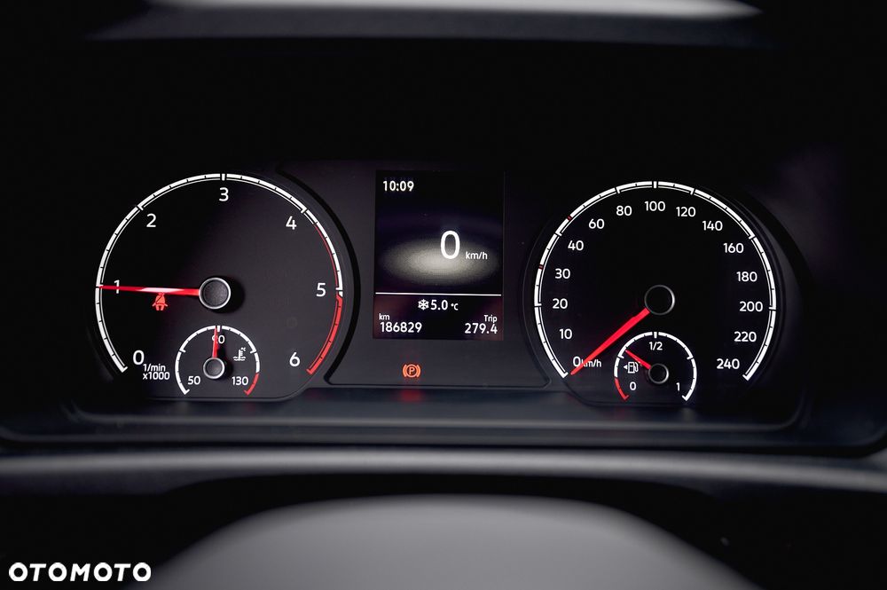 Volkswagen Caddy - 33