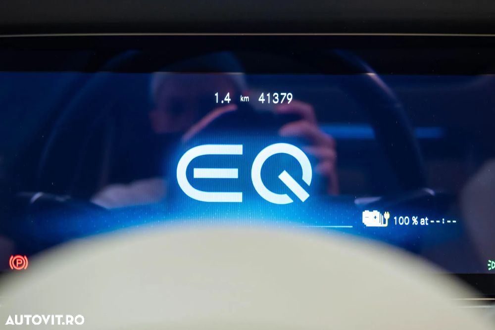 Mercedes-Benz E 300 9G-TRONIC AMG Line - 15