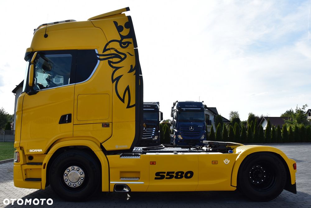 Scania S580 V8 !  / FULL OPCJA / CAŁA NA PODUSZKACH  / SKÓRA / FULL LED / HYDRAULIKA  / KLIMA POSTOJOWA  / FULL LED / STANDARD / RETARDER / FULL SERWIS ASO SCANIA ! Jak nowa ! ! - 13