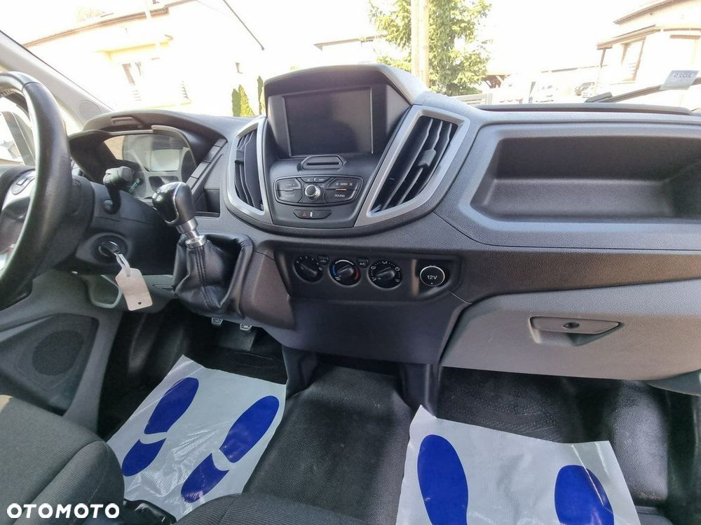 Ford Transit - 14