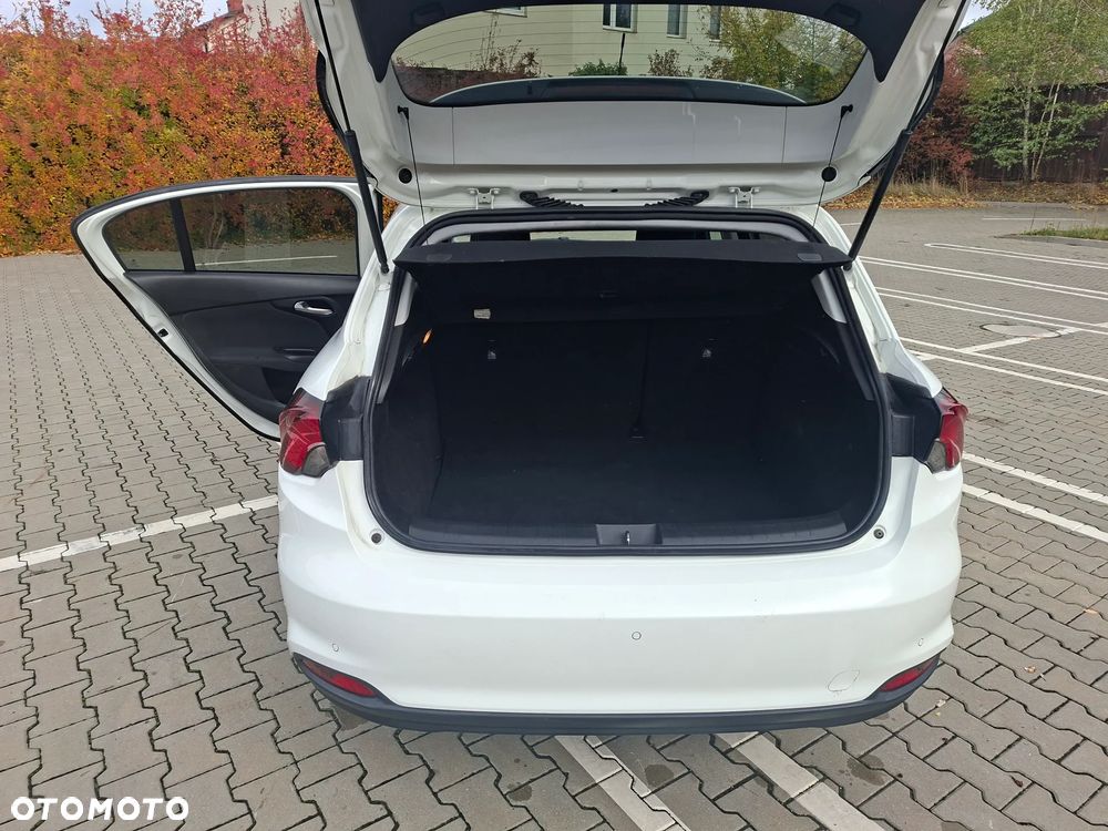 Fiat Tipo 1.4 T-Jet 16v Pop - 4