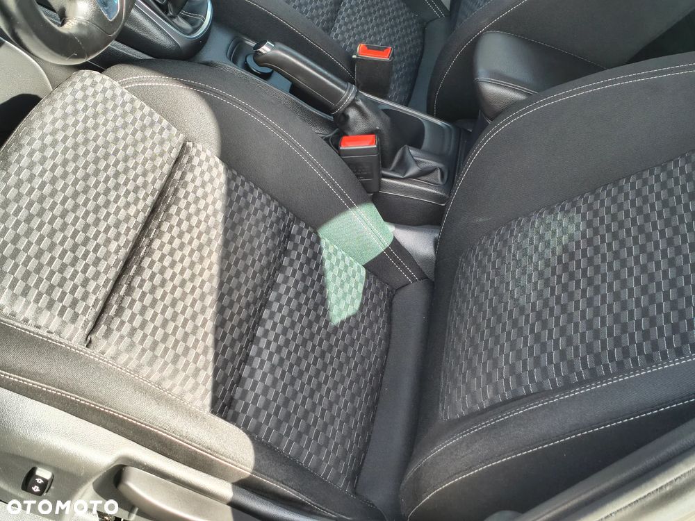 Opel Astra - 28