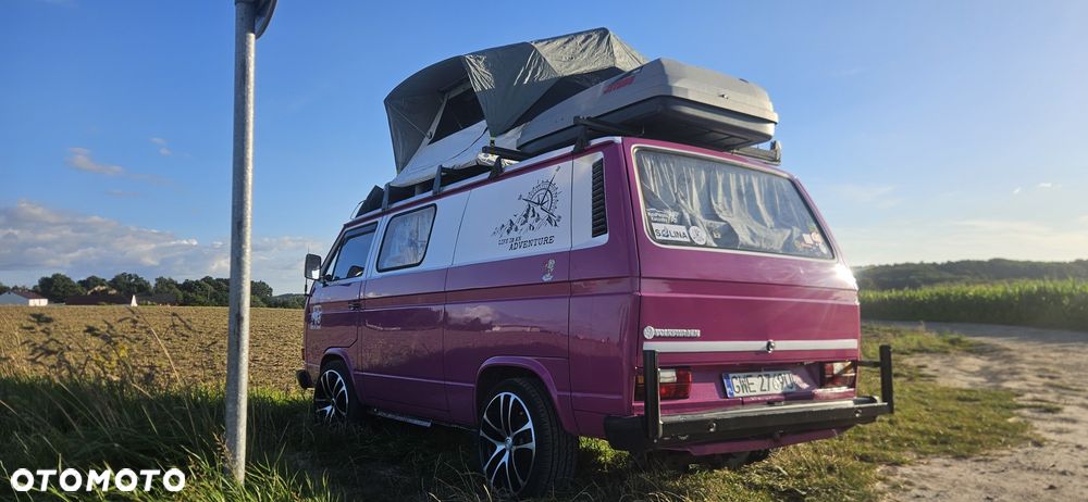 Volkswagen Transporter - 1