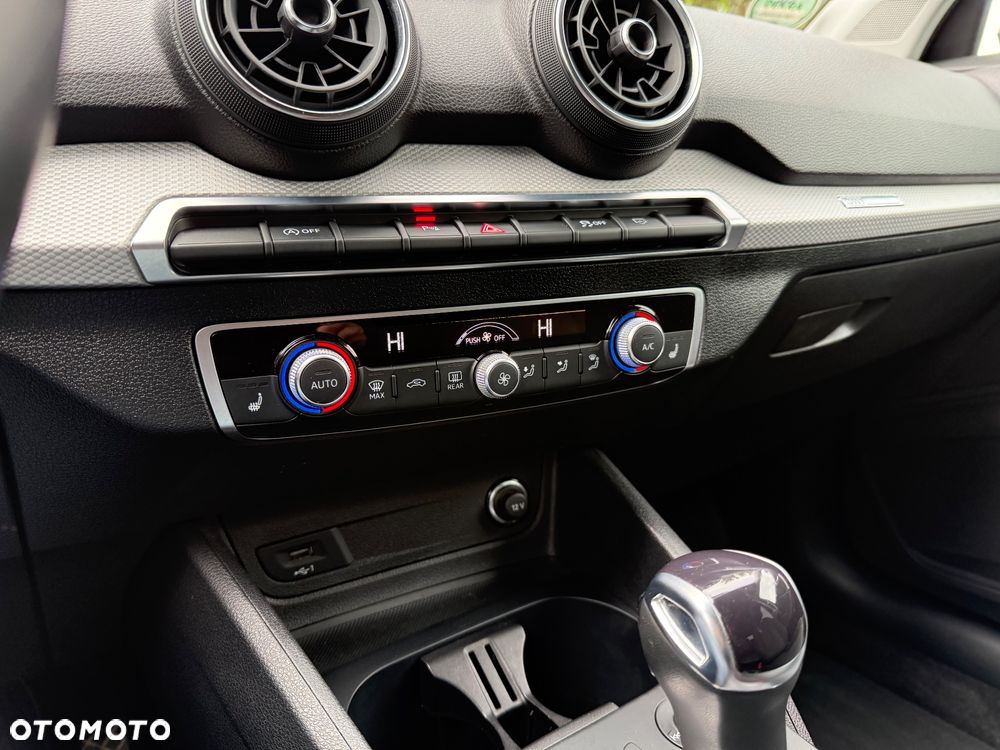 Audi Q2 35 TFSI S tronic design - 21