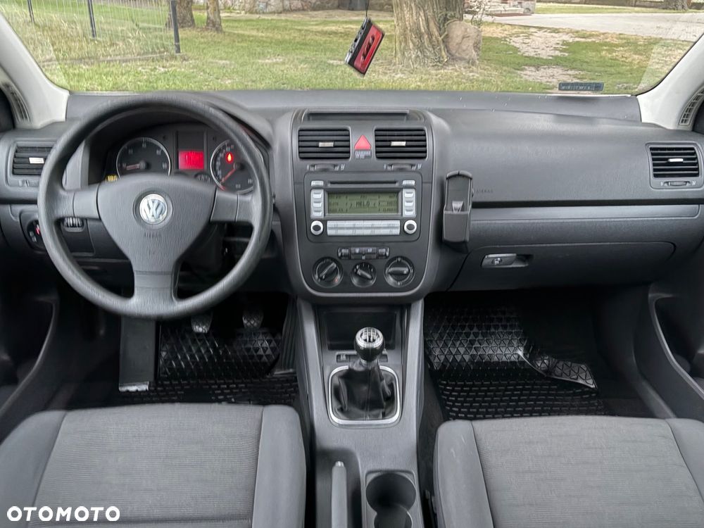 Volkswagen Golf 1.9 TDI DPF Trendline - 11