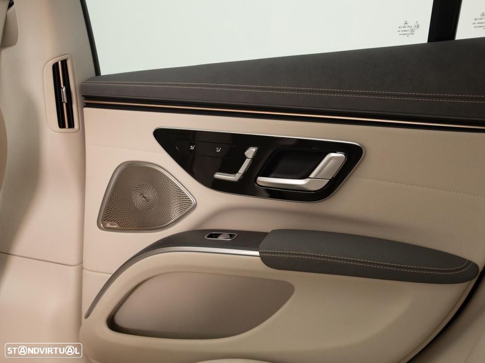 Mercedes-Benz EQS 580 4Matic Electric Art - 31