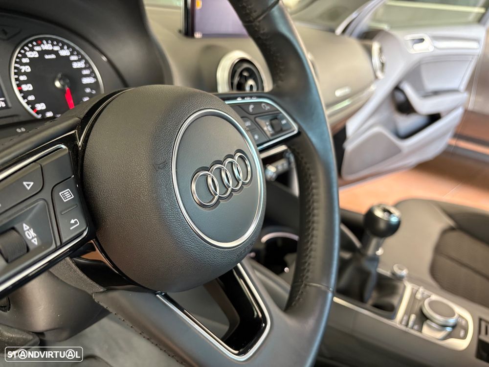 Audi A3 Limousine 1.6 TDI Sport - 12