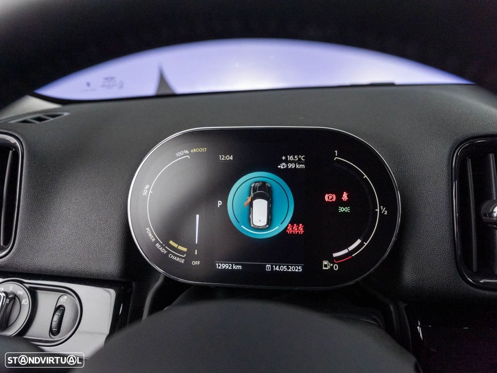 MINI Countryman Cooper SE Premium Essential Auto - 24