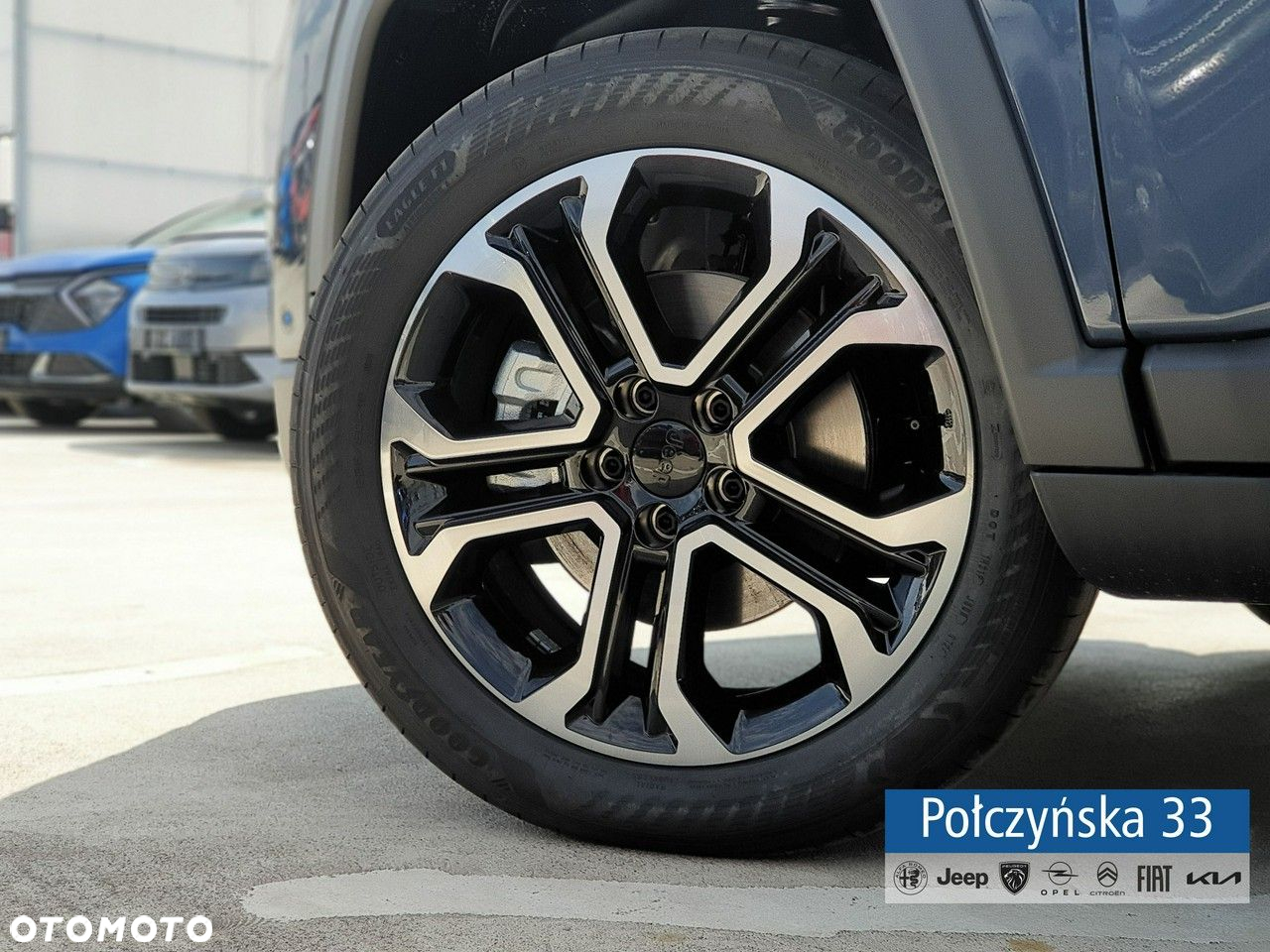 Jeep Compass - 2