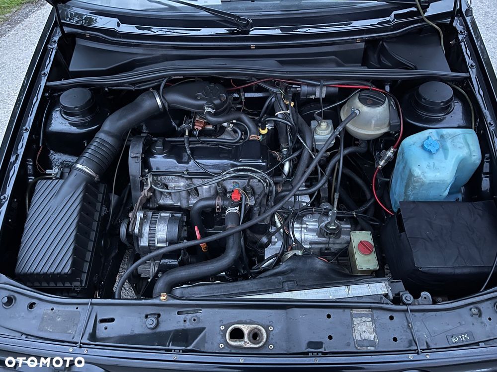 Volkswagen Golf 1.8 GT - 20