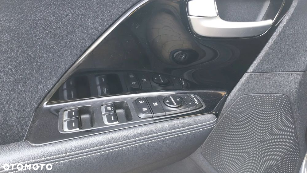 Kia Niro 1.6 GDI 2WD Vision - 11