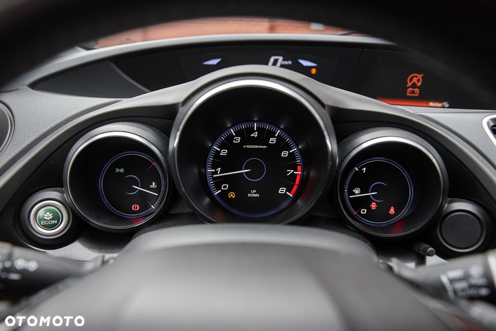 Honda Civic 1.8 i-VTEC Executive Black Edition - 20