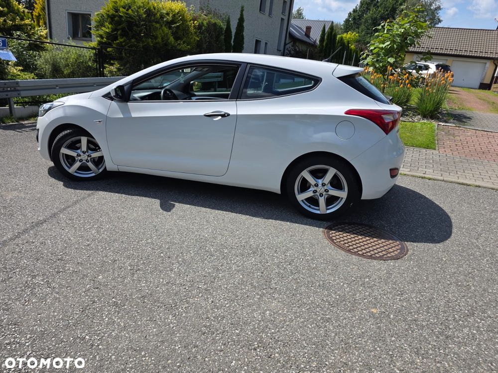 Hyundai i30 1.4 Base - 29