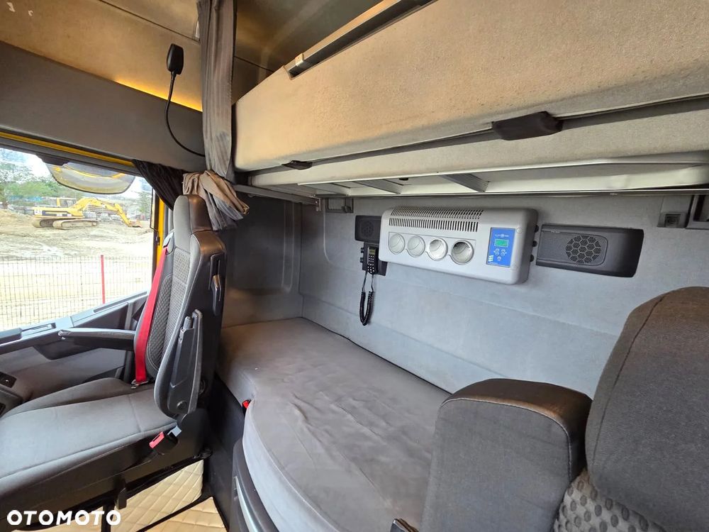 Renault T440 / HIGH CAB / STANDARD / ACC / KLIMA POSTOJOWA / - 13