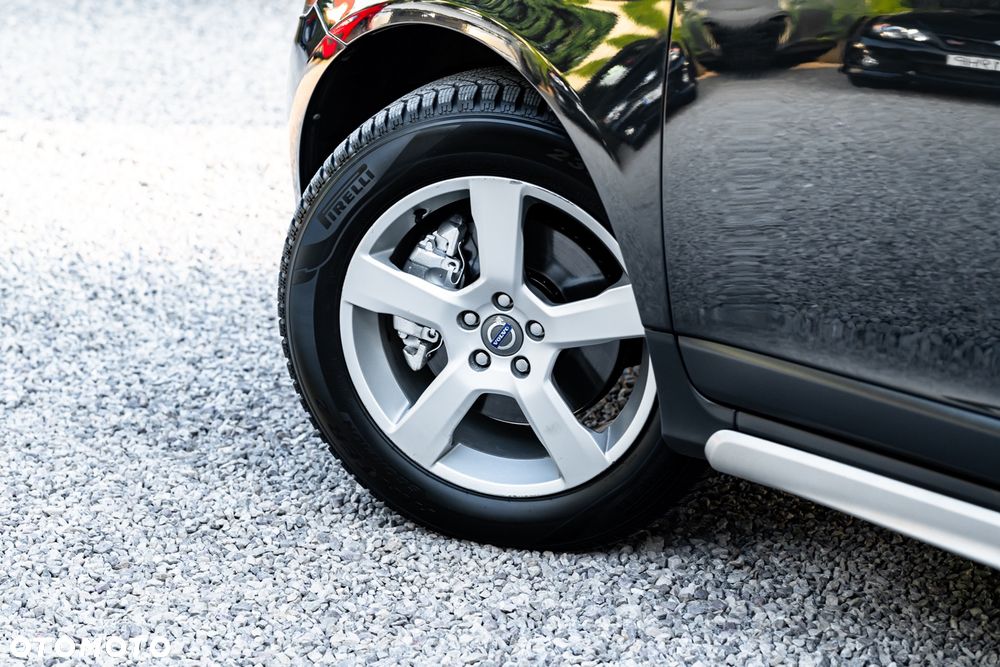 Volvo XC 60 D5 AWD RDesign - 11