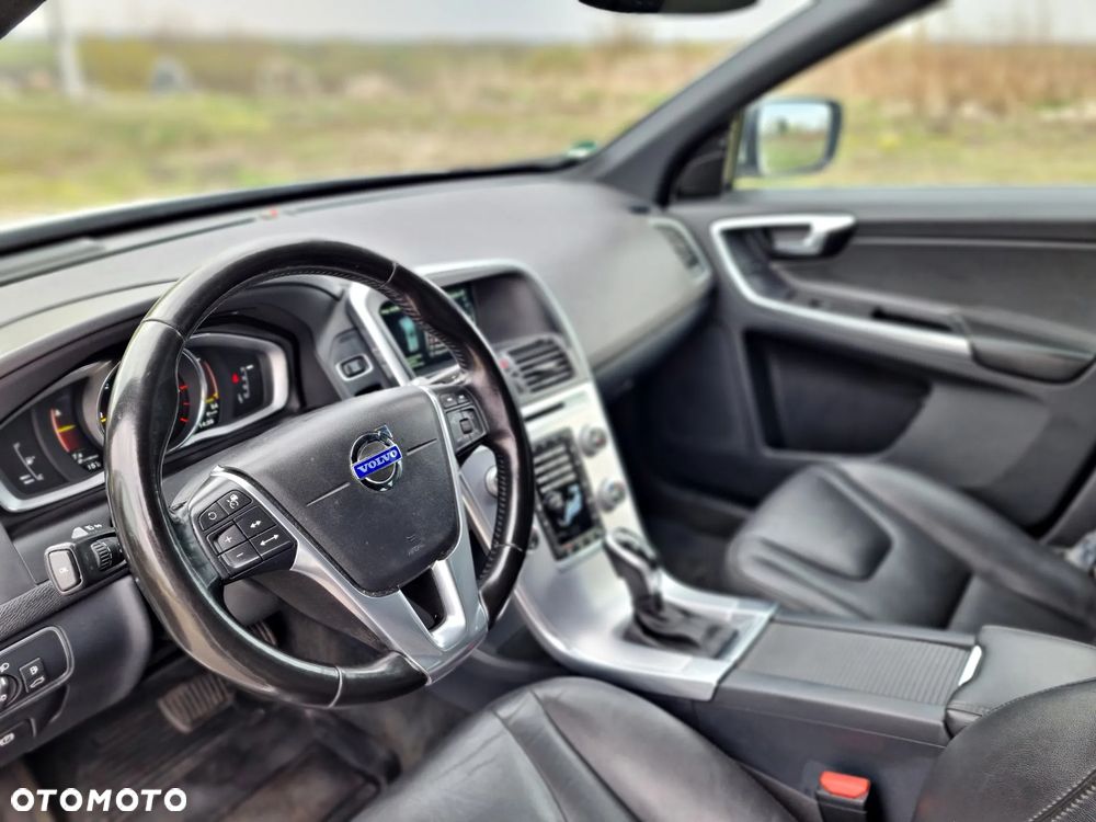 Volvo XC 60 D4 Drive-E Summum - 26