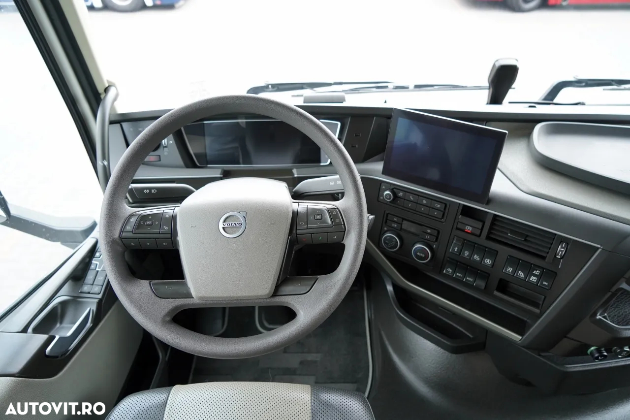 Volvo FH 500 / XXL / 2024 / I-PARK COOL / PIELE / I-SHIFT / CONTRACT DE REPARAȚIE POST-SERVICE / IMPORTAT - 26