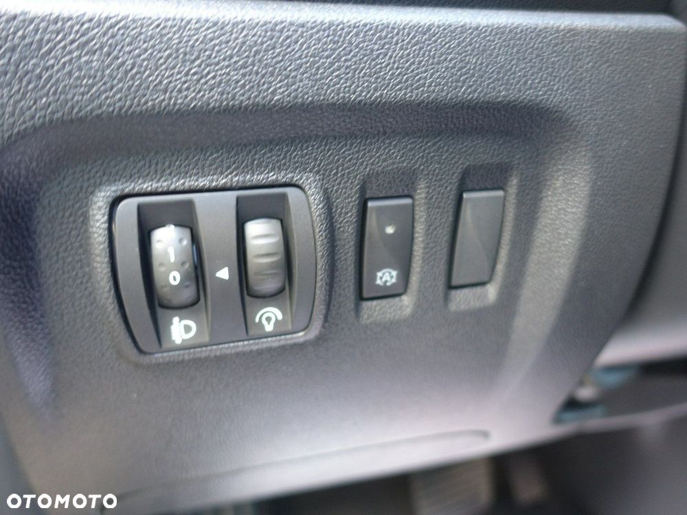 Renault Captur ENERGY TCe 120 EDC LIMITED - 27