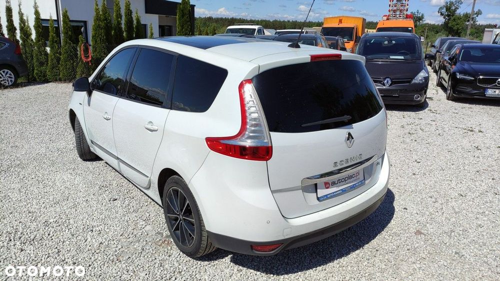 Renault Grand Scenic - 13