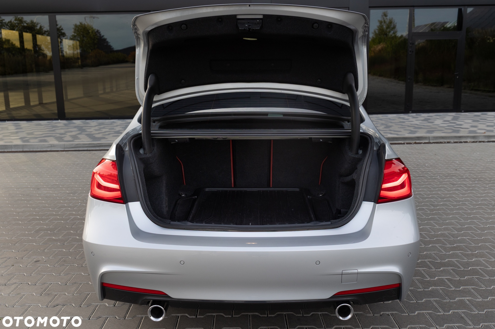 BMW Seria 3 340i xDrive M Sport - 14