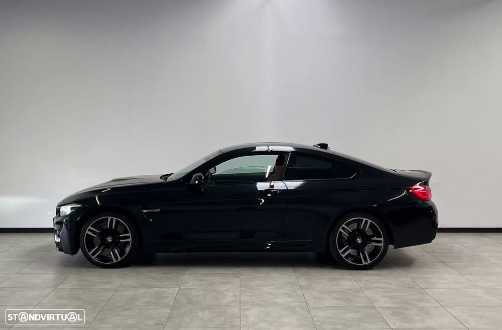 BMW M4 Auto — fotografia 4