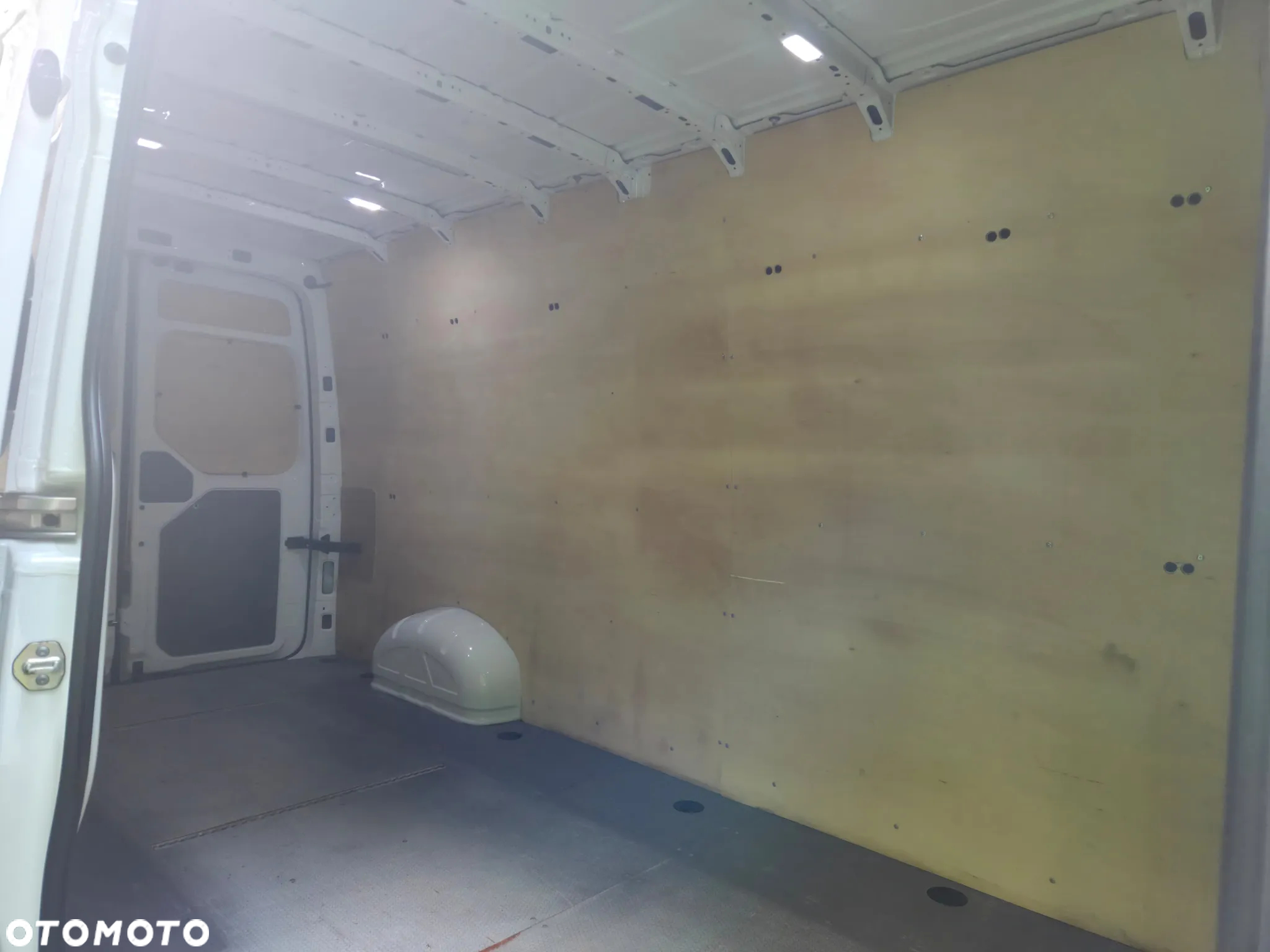 Volkswagen Crafter Maxi Lift - 24