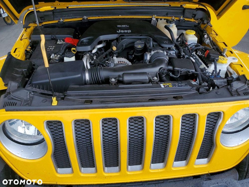 Jeep Wrangler - 13