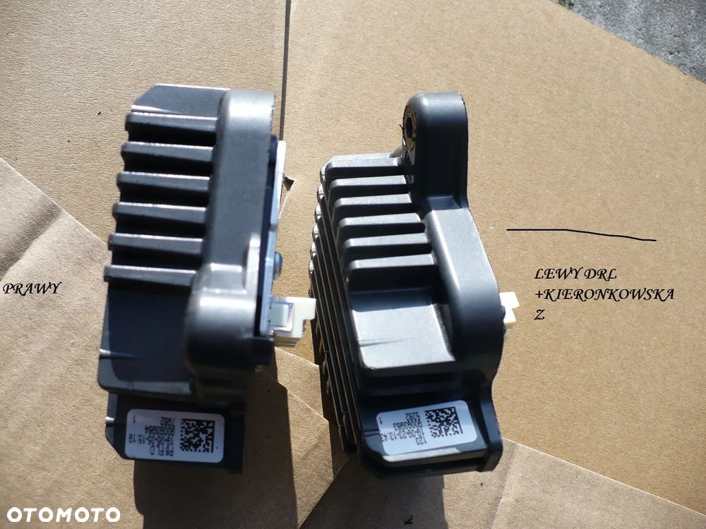 3008 II 5008 II 18-21 MODUL JEZ DRL pr. 90093984 lewy 90093983 orygi. bez przebi.