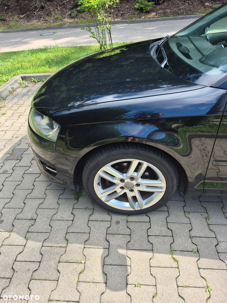 Audi A3 Sportback 1.6 Ambiente - 17