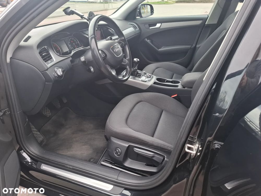 Audi A4 Avant 2.0 TDI DPF Ambiente - 9