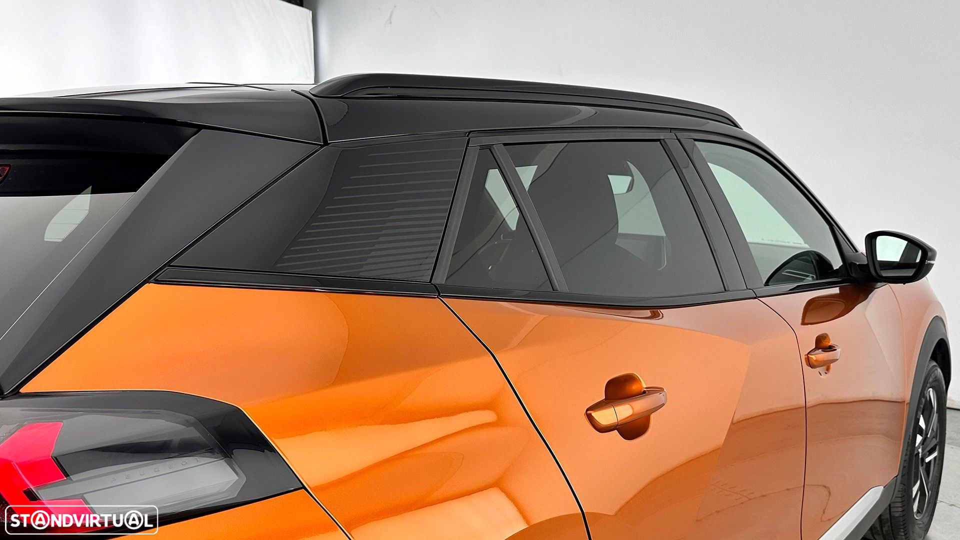 Peugeot 2008 1.2 PureTech GT EAT8 - 15
