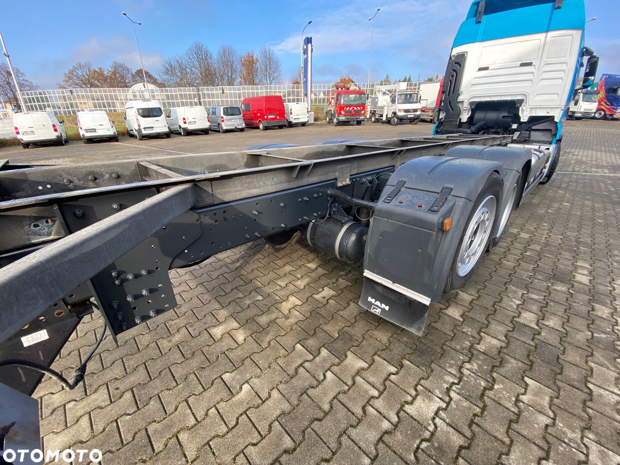 MAN TGX 26.500 / 6X2 / SERWIS na 496TKM /Stan IDEAŁ/E6/ BDF RAMA /6X2/ 3 OŚ SKRĘTNA + PODNOSZONA /SYPIALKA - 18