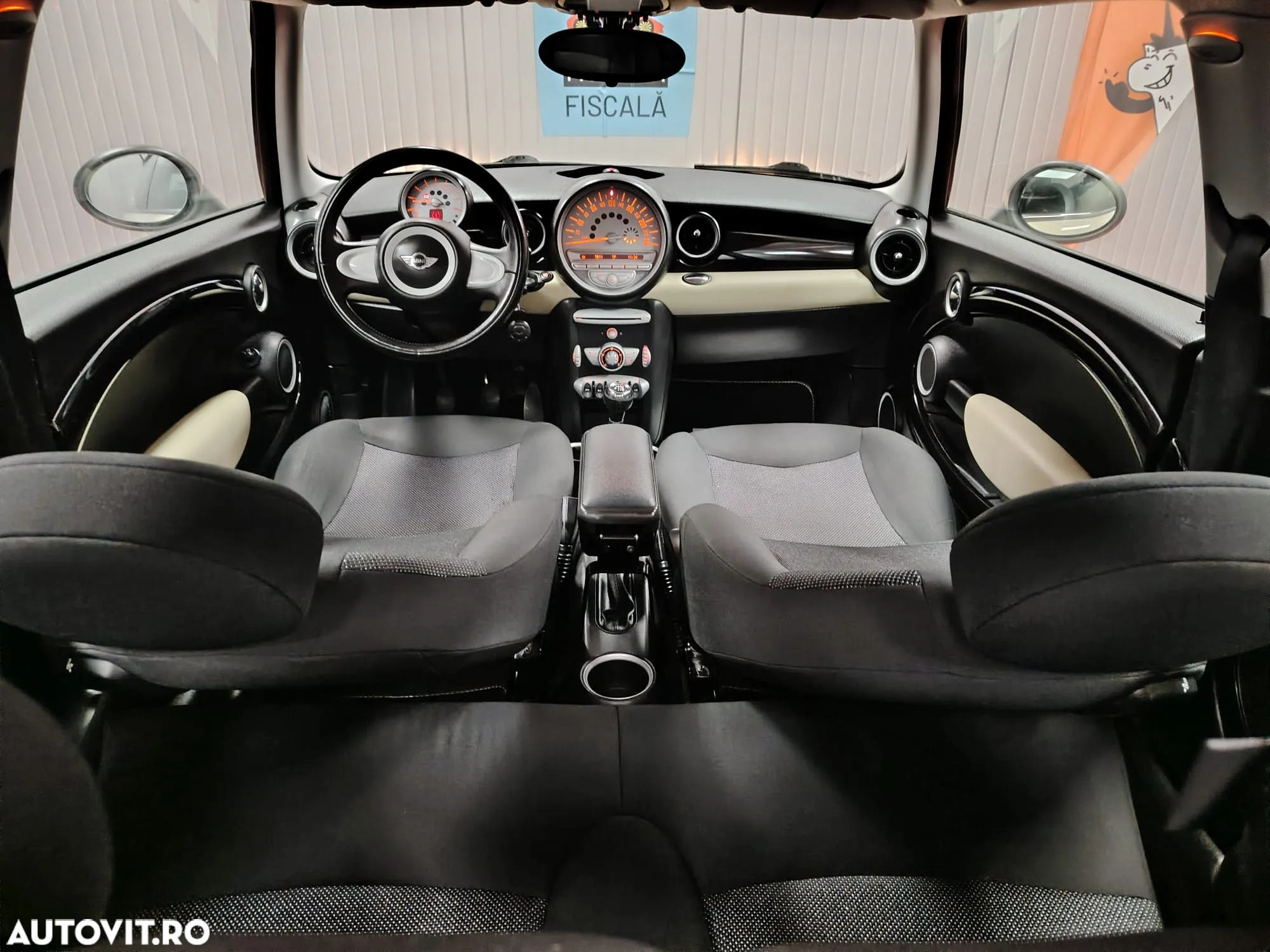 Mini Cooper One - 4