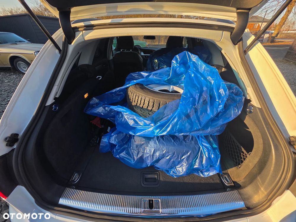 Audi A4 Avant 2.0 TDI DPF quattro Ambition - 15