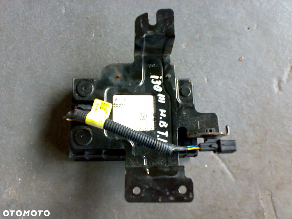 hyundai i30 iii 17 20 radar tylny tył lewy 95811-g4200 - 2