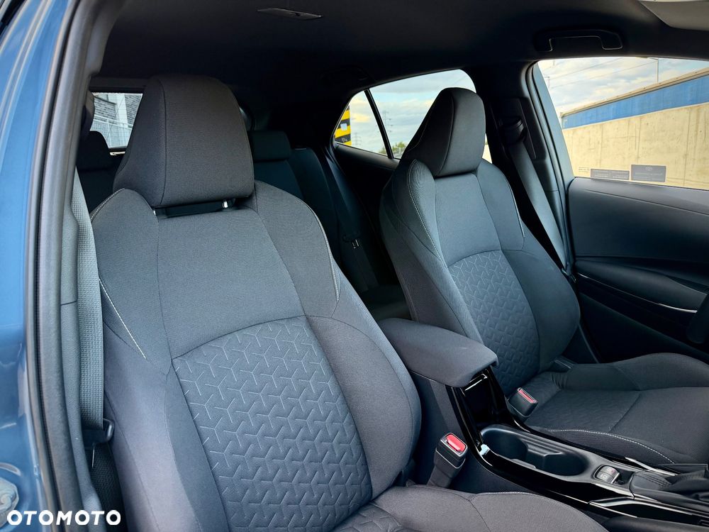 Toyota Corolla 1.8 Hybrid Comfort - 13