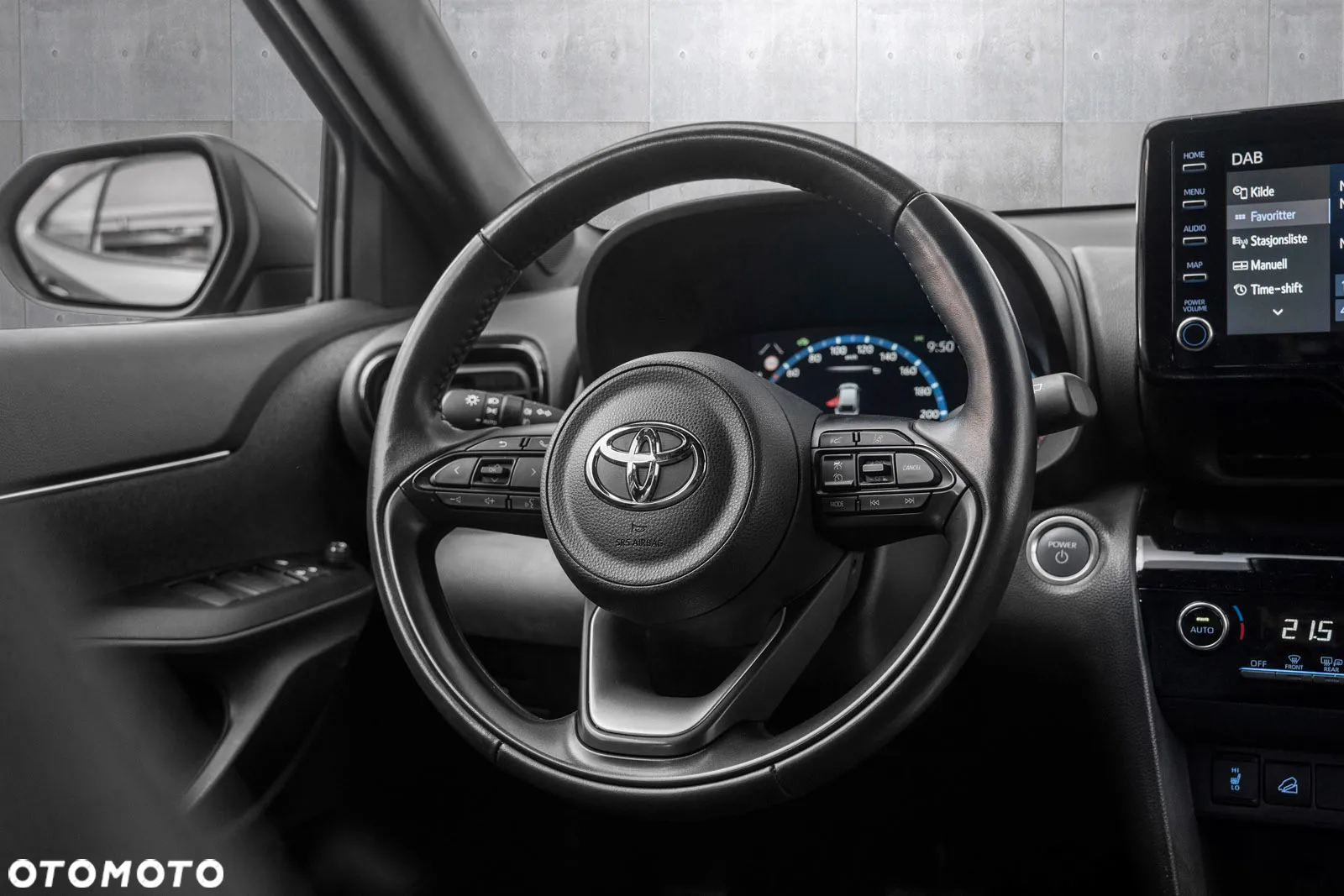 Toyota Yaris Cross Hybrid 1.5 VVT-i AWD-i Comfort - 17