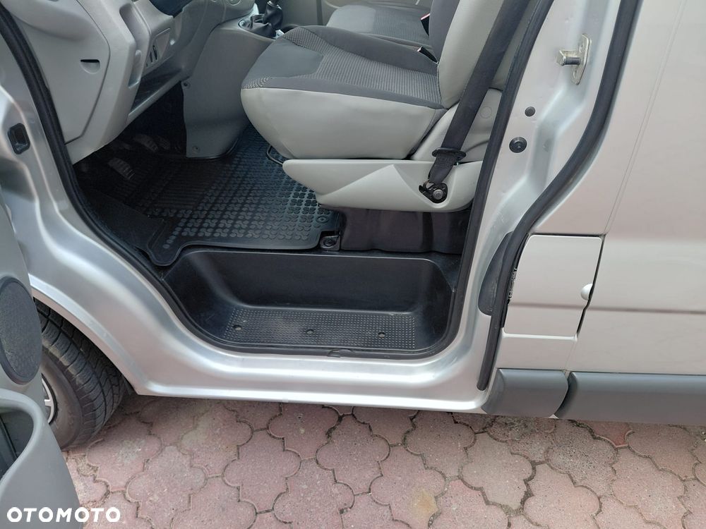 Opel VIVARO - 20