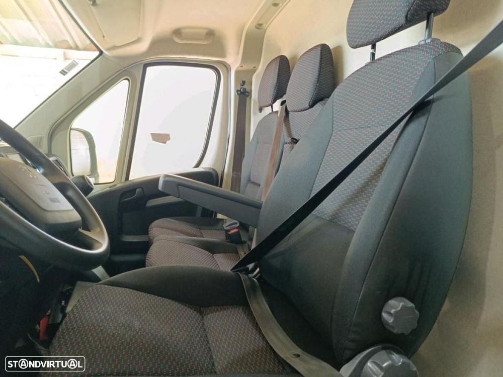 Peugeot Boxer 2.2 BlueHDi L2H1 Premium c/IVA - 4
